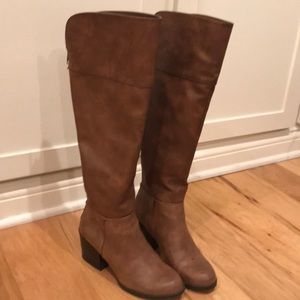 Madden Girl Wendiee boots EUC 7